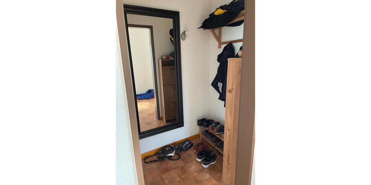 2-Zimmer-Whg. mit Loggia in Hameln, OT Klein Berkel, inkl. Garage 2 zimmer