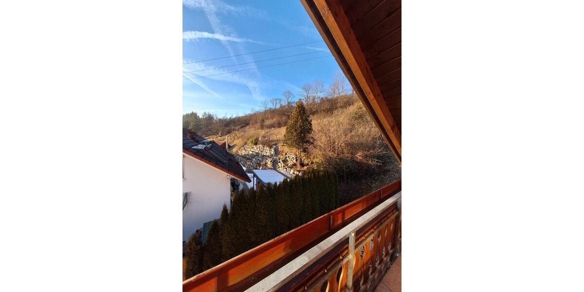 Dachgeschoßwohnung Tuttlingen - 2 Zimmer, 68 m&sup2;, 650&euro; | Angebot:24850555