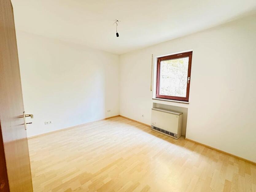 Top gelegene 2-Zimmer Wohnung m. Blick auf Donau & TG Stellplatz zimmer
