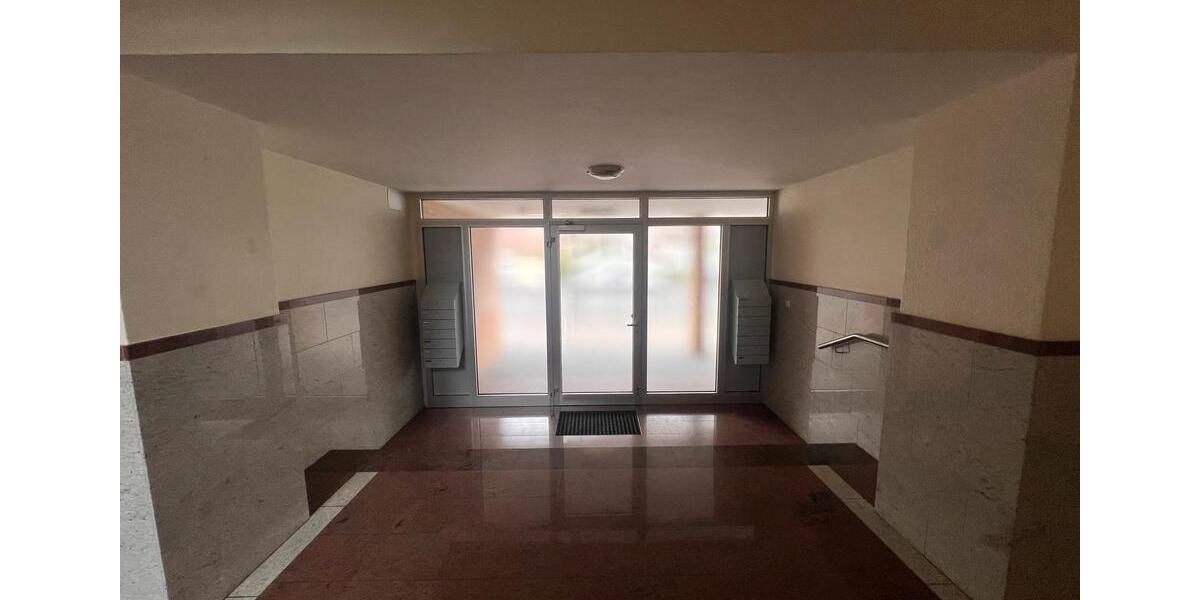 Etagenwohnung Mönchengladbach - 3 Zimmer, 90 m&sup2;, 900&euro; | Angebot:26423169