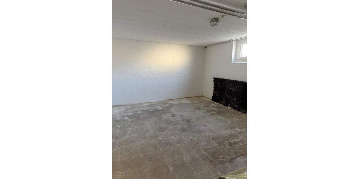 Kernsaniierter Bungalow (130 m²) mit Garten + Doppelgarage - Heringen (Werra) 4 zimmer