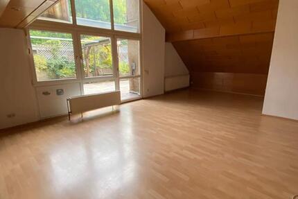 Wohnung Beverungen - 4 Zimmer, 180 m&sup2;, 900&euro; | Angebot:26491222