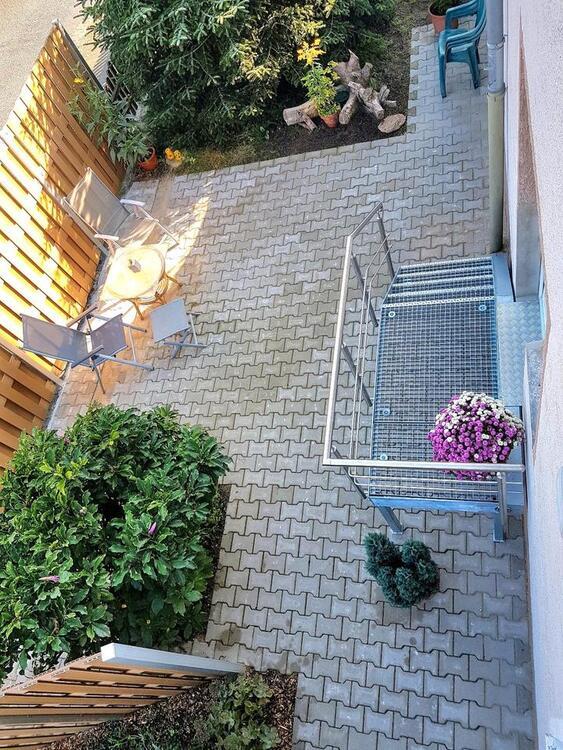 Ruhige EG Wohnung mit großzügiger Terrasse