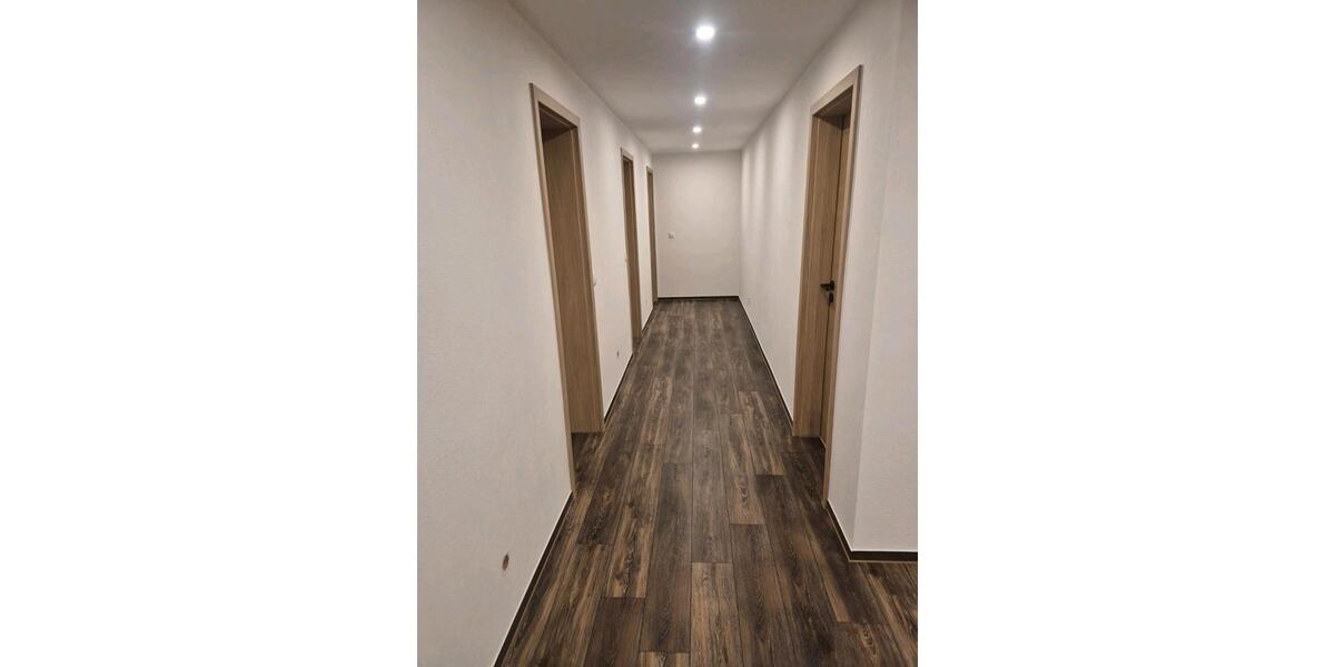 Erdgeschoßwohnung Steinheim am Albuch - 4 Zimmer, 95 m&sup2;, 1.200&euro; | Angebot:24742836