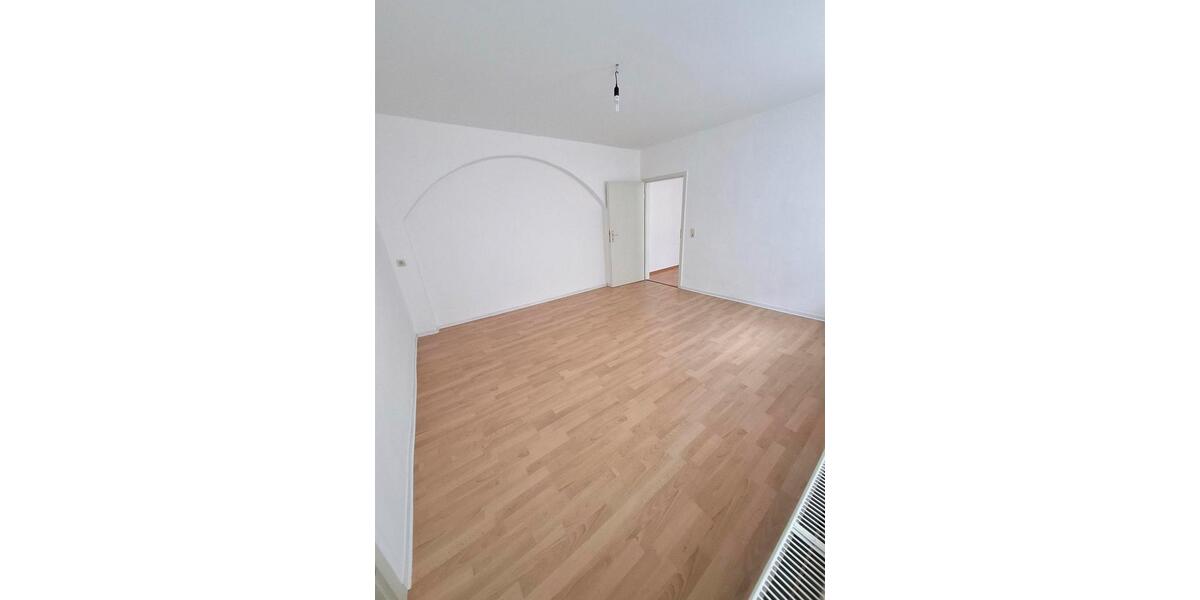 Etagenwohnung Döbeln - 2 Zimmer, 38 m&sup2;, 189&euro; | Angebot:26502253