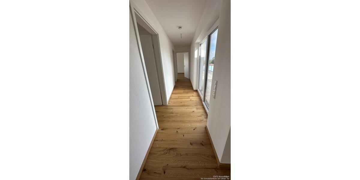 Einfamilienhaus Memmingen - 5 Zimmer, 158 m&sup2;, 2.200&euro; | Angebot:26480084