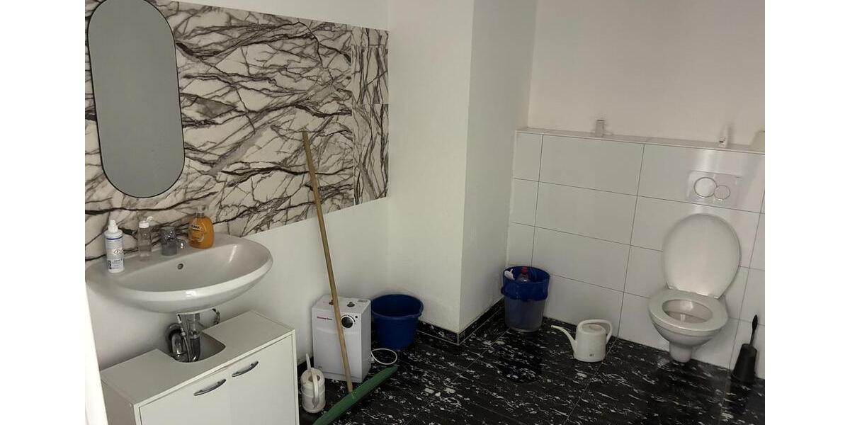 Gewerbeobjekt Düsseldorf Stadtbezirk 8 - 3.700&euro; | Angebot:26678770