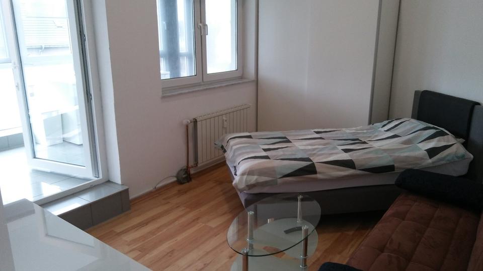Etagenwohnung Köln Ehrenfeld - 1 Zimmer, 52 m&sup2;, 895&euro; | Angebot:26583070
