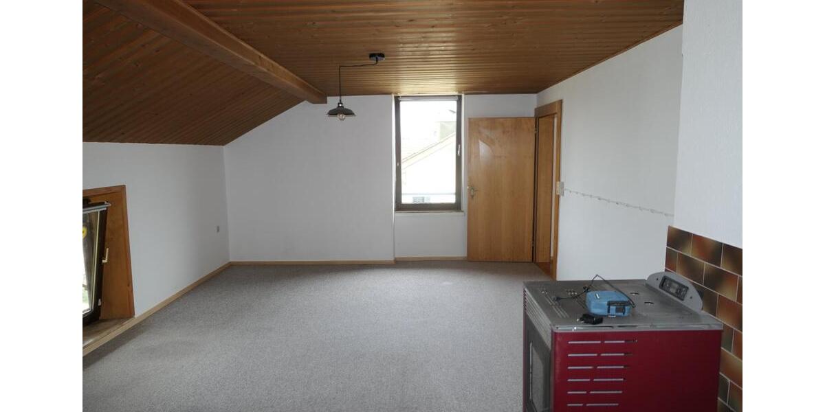 Dachgeschoßwohnung Bruckmühl - 2 Zimmer, 69 m&sup2;, 580&euro; | Angebot:25143196