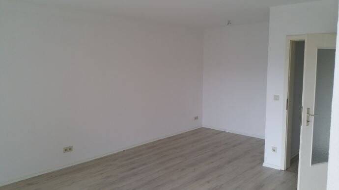 1-Raum Wohnung mit Balkon