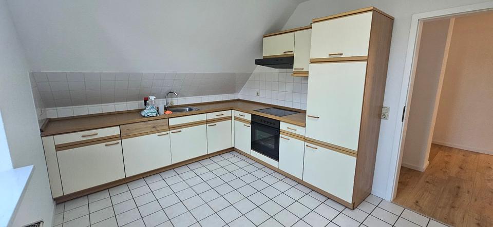 Dachgeschoßwohnung Dörverden - 4.5 Zimmer, 85 m&sup2;, 900&euro; | Angebot:26425149