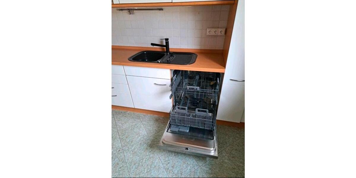 Dachgeschoßwohnung Lützow - 4 Zimmer, 78 m&sup2;, 800&euro; | Angebot:25171670