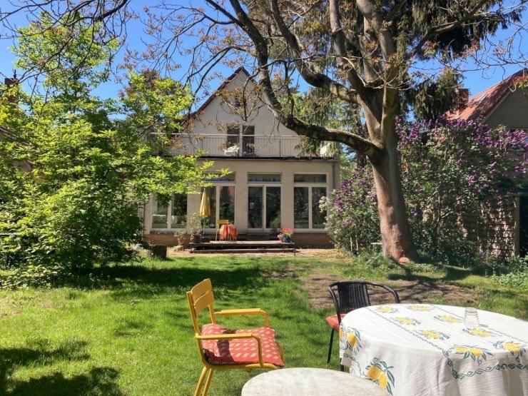 Wohnen auf Zeit Kleinmachnow - 1 Zimmer, 18 m&sup2;, 650&euro; | Angebot:25920486