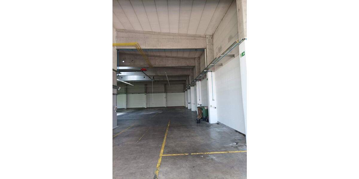 Gewerbehalle 624qm Büro 247qm zur Miete in 91126 Rednitzhembach zimmer