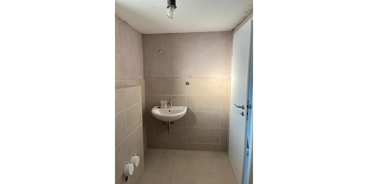 Etagenwohnung Buseck - 3 Zimmer, 85 m&sup2;, 1.245&euro; | Angebot:25343841