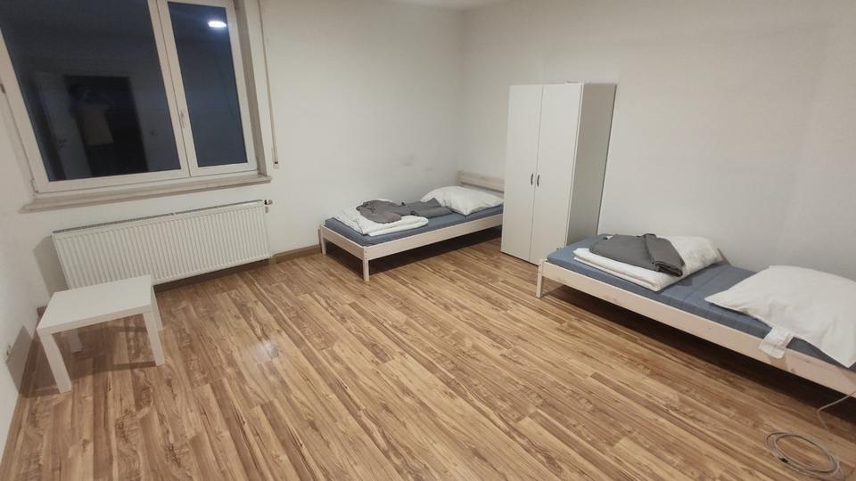 Wohnen auf Zeit Mering - 6 Zimmer, 18 m&sup2;, 18&euro; | Angebot:22084409