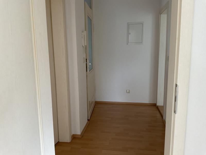 2 -Raum-Wohnung verfügbar zimmer