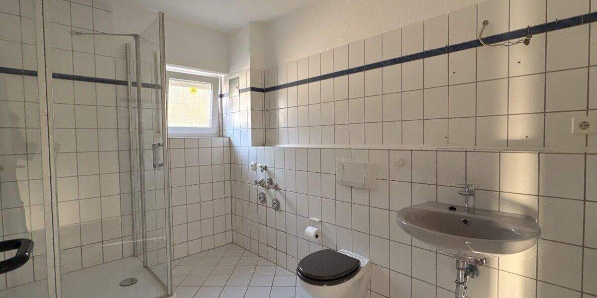 Etagenwohnung Siegen / Eiserfeld Niederschelden - 2 Zimmer, 72 m&sup2;, 720&euro; | Angebot:25778871