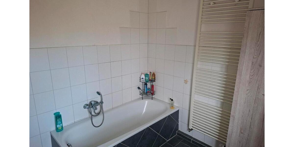 Doppelhaushälfte Schortens - 6 Zimmer, 120 m&sup2;, 850&euro; | Angebot:26025770