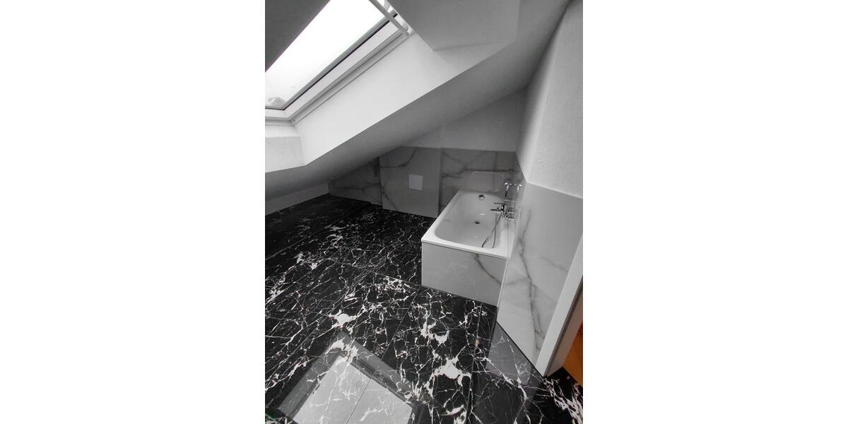 Dachgeschoßwohnung Mainburg - 4 Zimmer, 100 m&sup2;, 1.490&euro; | Angebot:24852106