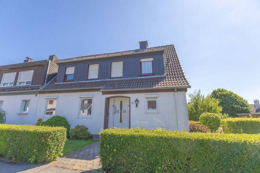 Menden Platte Heide - frisch renovierte EG-Wohnung in ruhigem und gepflegtem 2 FMH