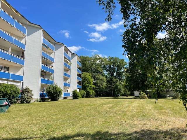 Etagenwohnung Neu Isenburg - 3 Zimmer, 80 m&sup2;, 1.000&euro; | Angebot:26979979