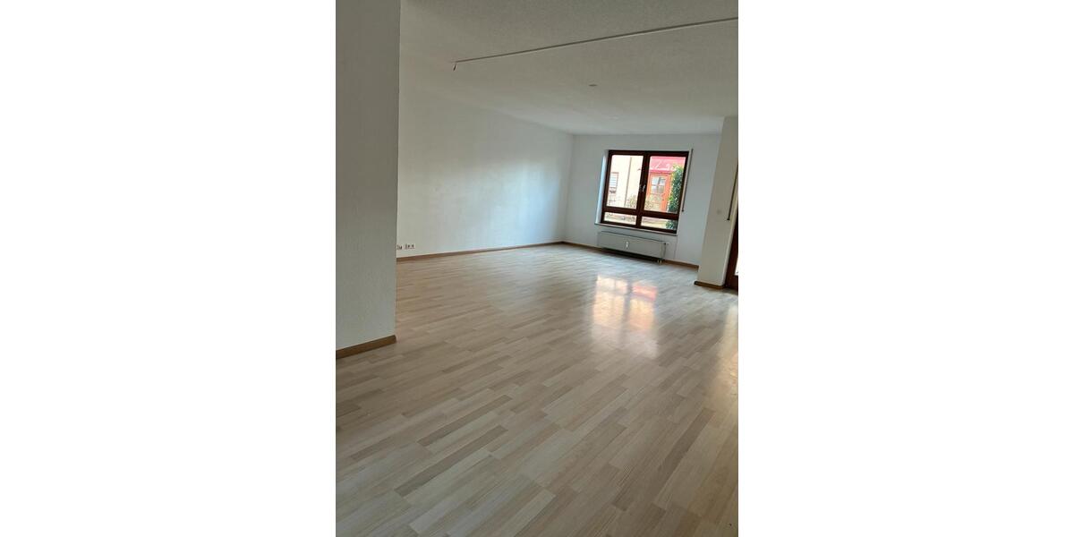 Erdgeschoßwohnung Grenzach-Wyhlen Wyhlen - 3 Zimmer, 85 m&sup2;, 1.200&euro; | Angebot:24774365