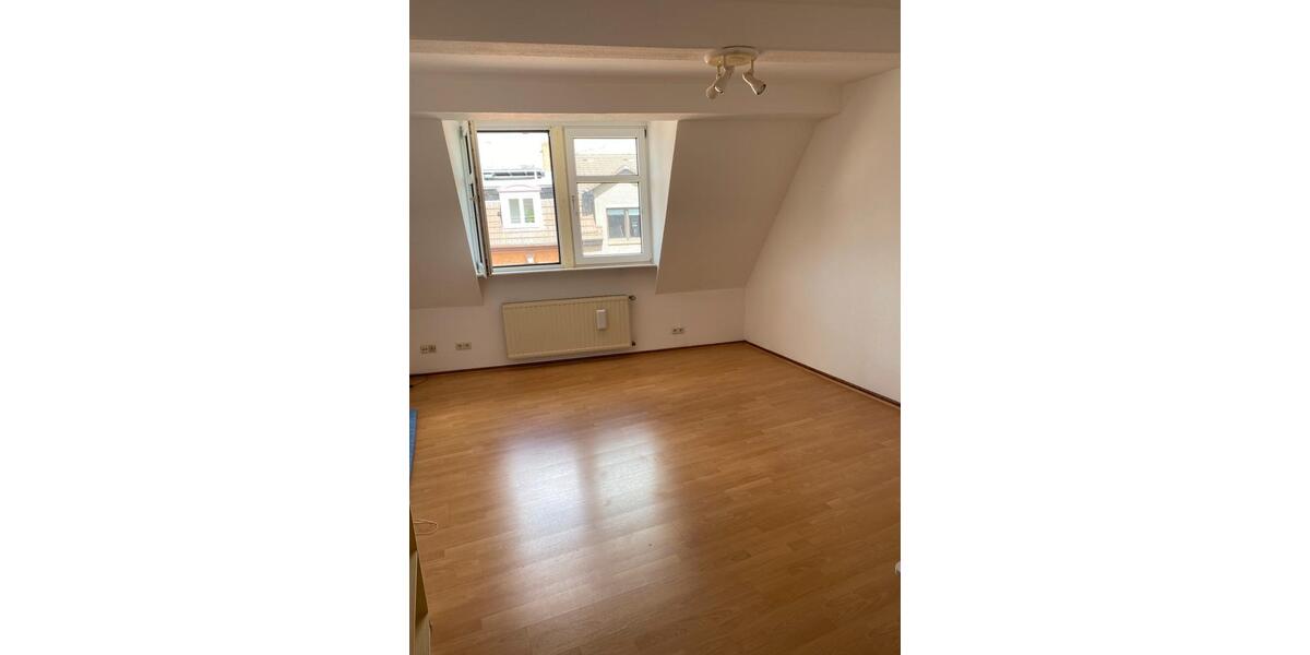 Wohnen auf Zeit Kassel Südstadt - 1 Zimmer, 25 m&sup2;, 440&euro; | Angebot:24362934