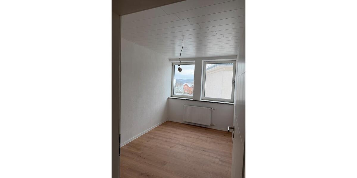 Etagenwohnung Großalmerode - 4 Zimmer, 96 m&sup2;, 730&euro; | Angebot:24562515