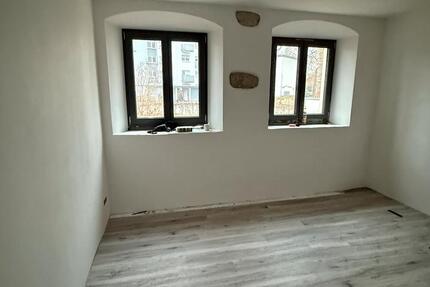 Neugründung 4er WG Erdgeschoss Erstbezug, zentral 4 zimmer