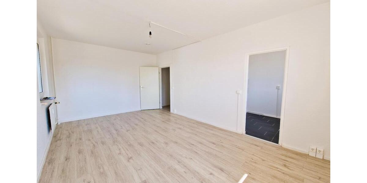 Etagenwohnung Zerbst (Anhalt) - 2 Zimmer, 50 m&sup2;, 255&euro; | Angebot:25645218