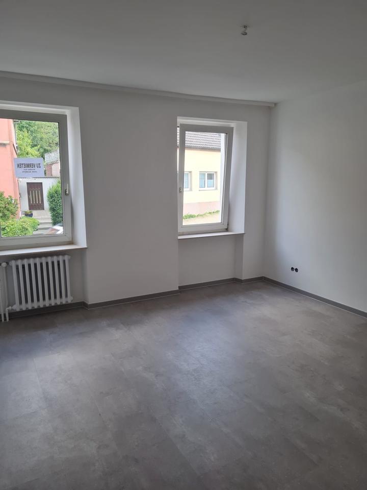 Frisch renovierte 2-Zimmer Wohnung