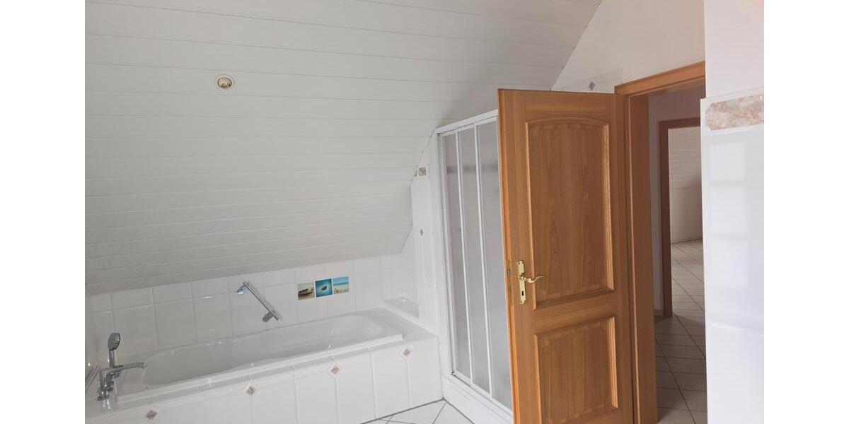 Dachgeschoßwohnung Brilon - 2 Zimmer, 98 m&sup2;, 580&euro; | Angebot:26022989
