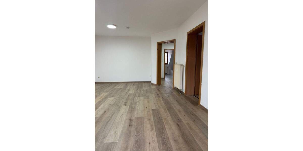 Etagenwohnung Heinersreuth Altenplos - 2 Zimmer, 58 m&sup2;, 680&euro; | Angebot:24757889