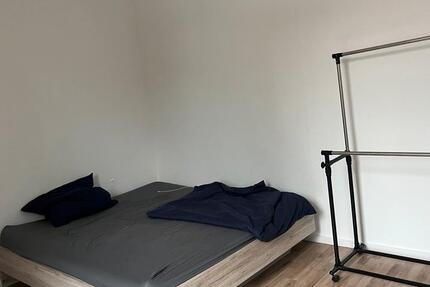 Wohnen auf Zeit Mitwitz - 17 Zimmer, 1 m&sup2;, 410&euro; | Angebot:24603792
