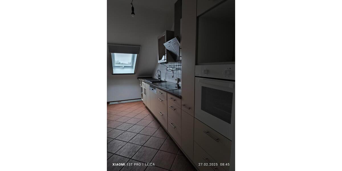 Dachgeschoßwohnung Schwalmstadt - 4 Zimmer, 95 m&sup2;, 880&euro; | Angebot:24769616