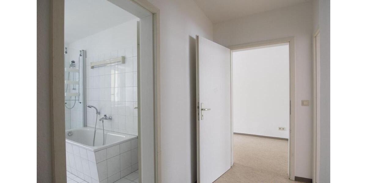 Erdgeschoßwohnung Mittweida - 1.5 Zimmer, 45 m&sup2;, 250&euro; | Angebot:25126826