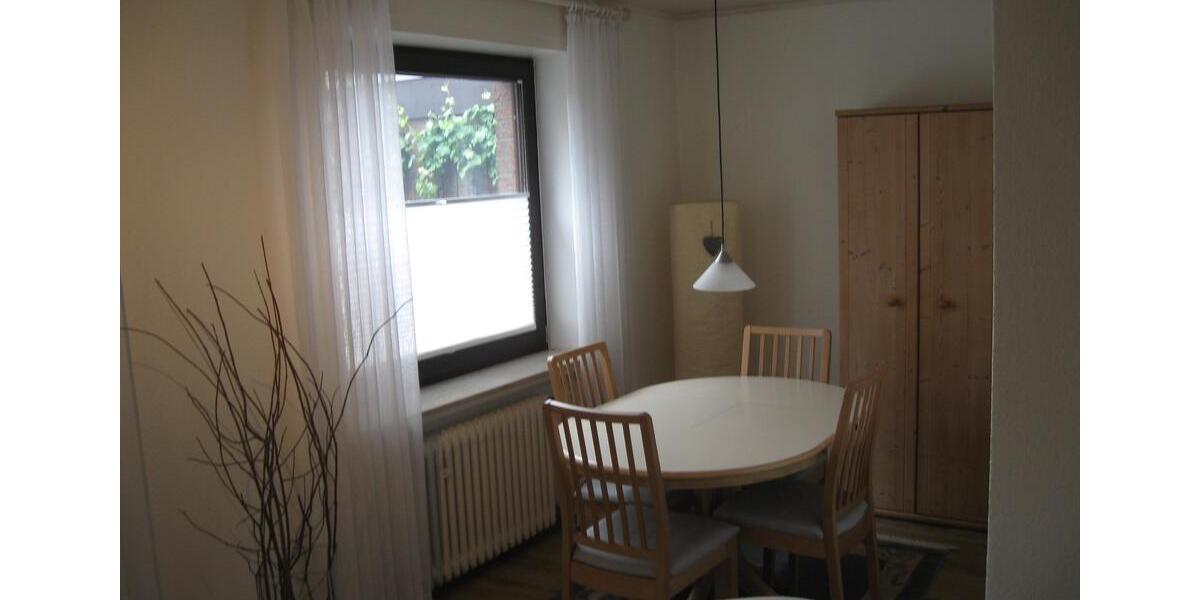 Etagenwohnung Oerlinghausen - 2 Zimmer, 50 m&sup2;, 300&euro; | Angebot:26646003