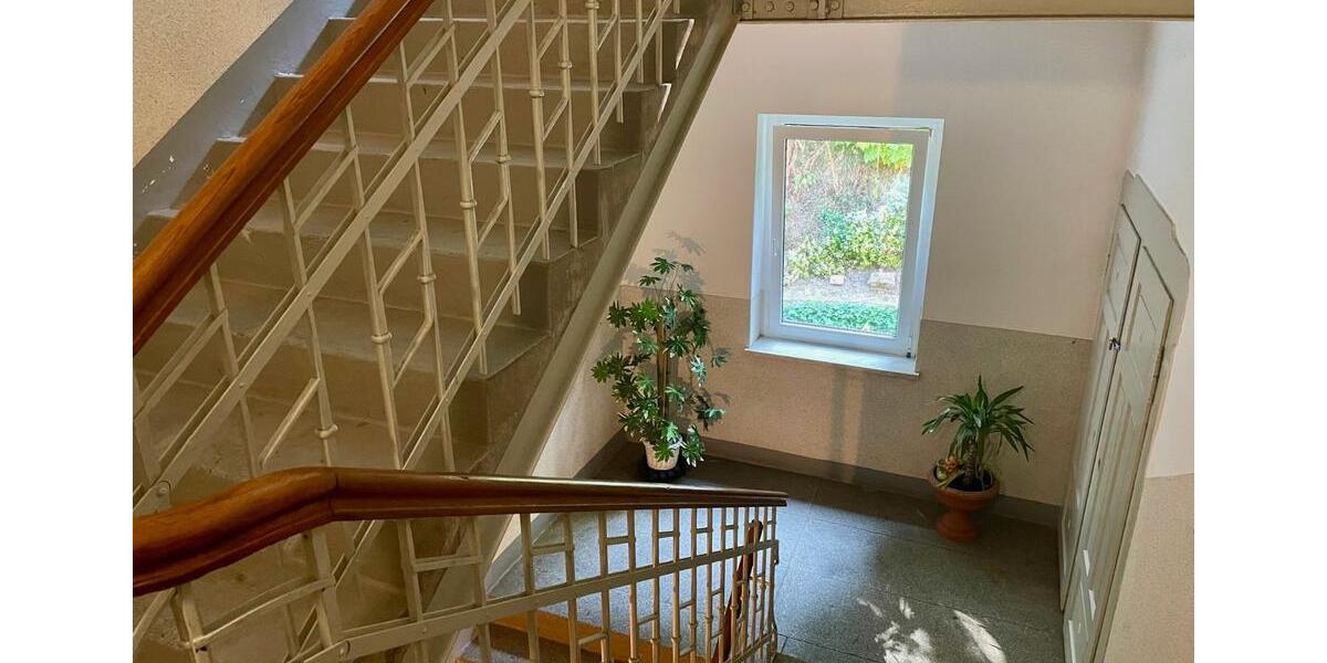 Etagenwohnung Sebnitz - 3 Zimmer, 64 m&sup2;, 385&euro; | Angebot:25646714