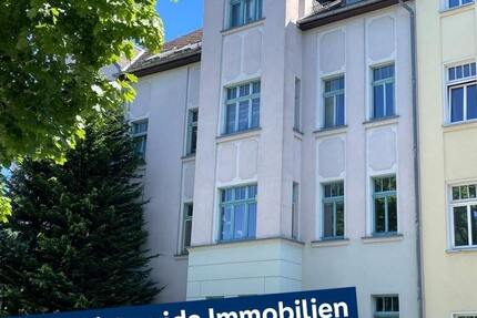 Großzügige Wohnung mit Parkanlage vor der Haustür - ab 01.09.2025 frei!