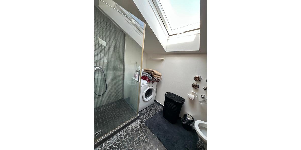 Dachgeschoßwohnung Lichtenstein - 3 Zimmer, 68 m&sup2;, 840&euro; | Angebot:26368802