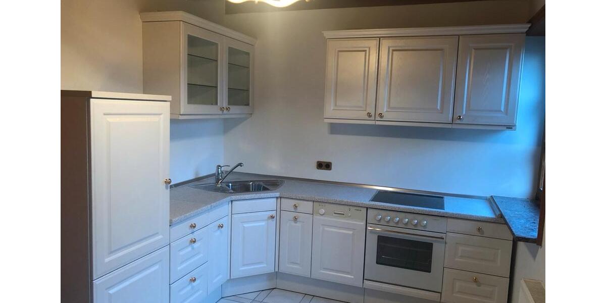 Etagenwohnung Schönberg - 3 Zimmer, 96 m&sup2;, 1.100&euro; | Angebot:26617496