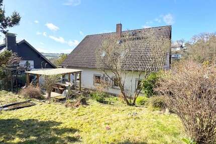 Haus Wambach Wambach - 8 Zimmer, 410 m&sup2;, 2.700&euro; | Angebot:25981404