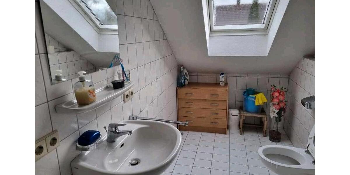 Dachgeschoßwohnung Mengen - 3 Zimmer, 57 m&sup2;, 700&euro; | Angebot:25311147