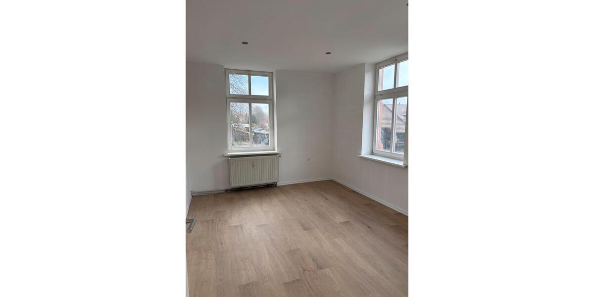 Kernsanierte Wohnung zu vermieten 4 zimmer