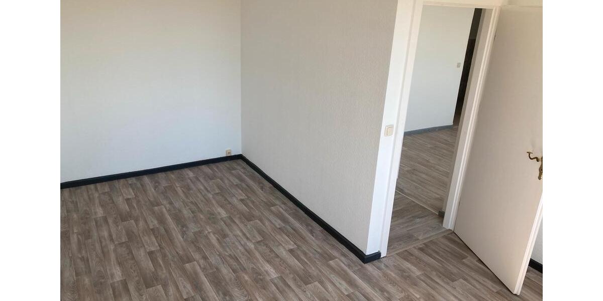 Etagenwohnung Dargun - 6 Zimmer, 105 m&sup2;, 702&euro; | Angebot:26521287