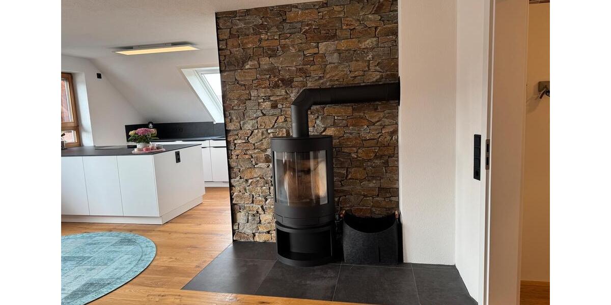 Dachgeschoßwohnung Auenwald - 4 Zimmer, 133 m&sup2;, 1.490&euro; | Angebot:26288235