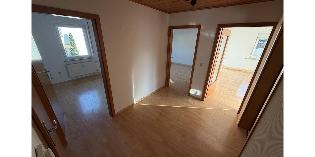 Etagenwohnung Großheubach - 2.5 Zimmer, 68 m&sup2;, 660&euro; | Angebot:24559384