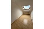 Dachgeschoßwohnung Völklingen - 2 Zimmer, 83 m&sup2;, 550&euro; | Angebot:26548104