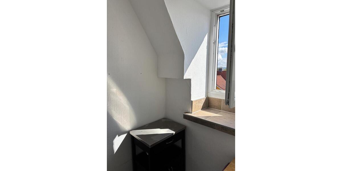 Dachgeschoßwohnung Göttingen Oststadt - 1 Zimmer, 27 m&sup2;, 550&euro; | Angebot:26226949